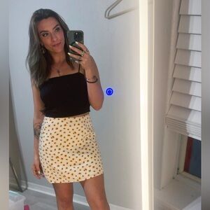 NWT WeWoreWhat Mini Slip Skirt Women's Small Ditsy Daisies Printed Lined Floral